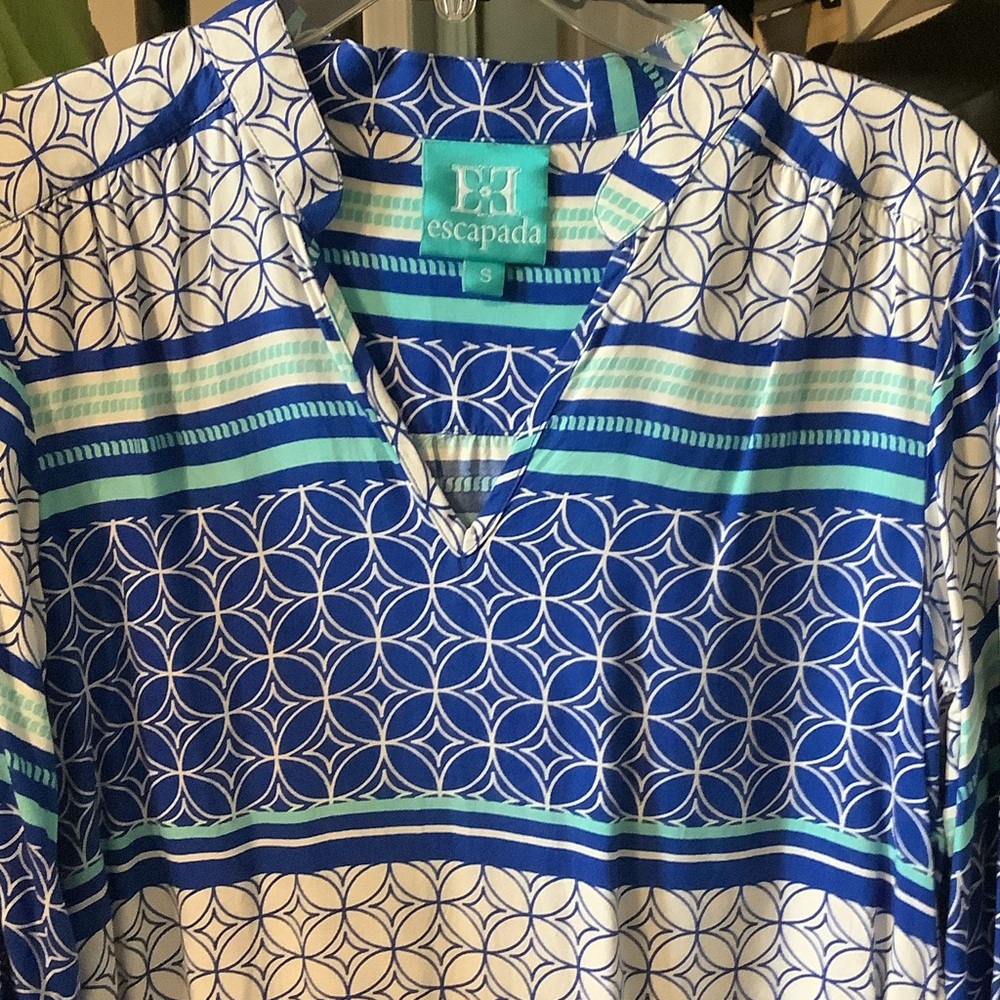 Escapada Blue and White Geometric Tunic - Picture 3 of 7